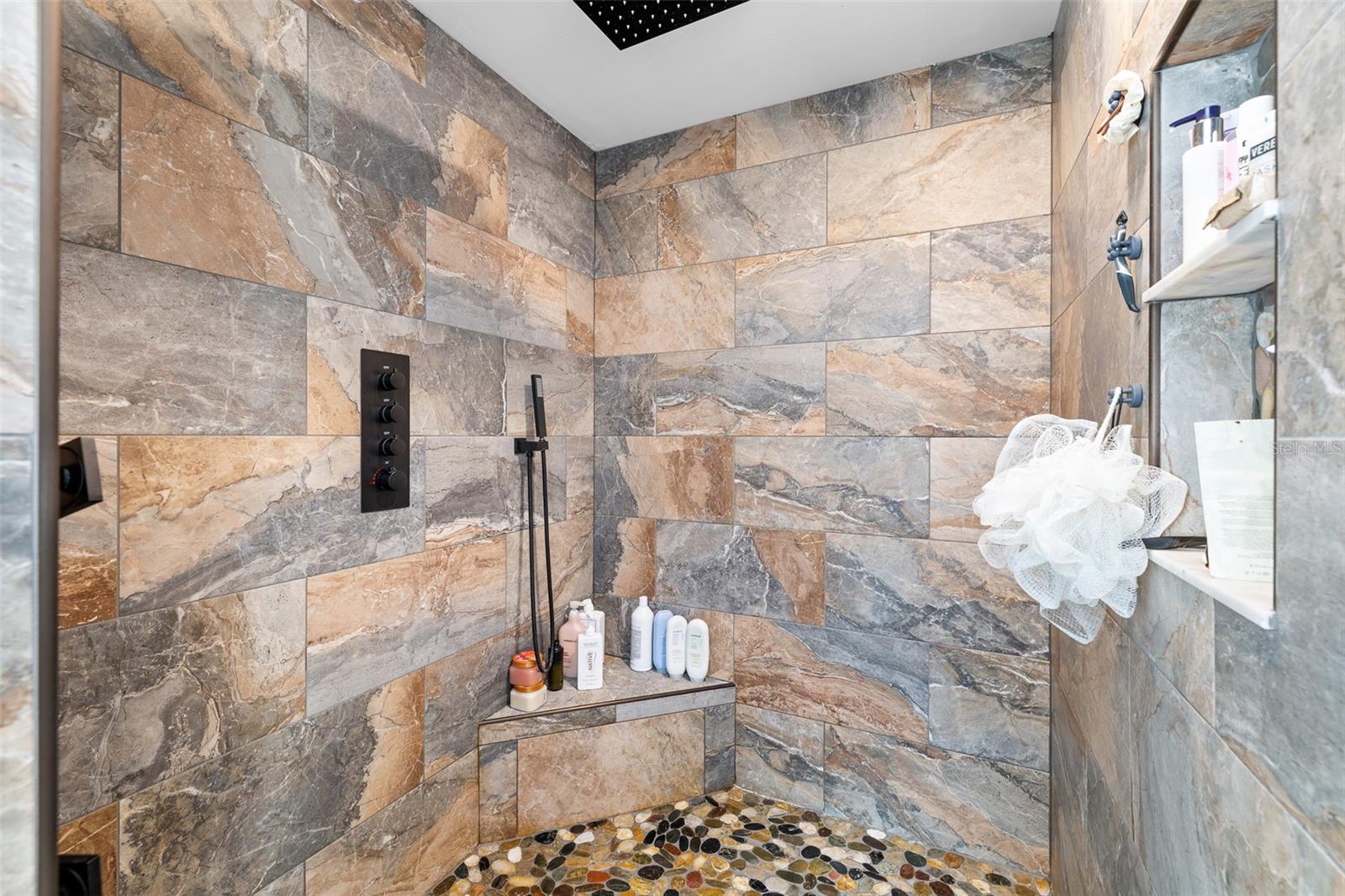 GRAHAMVILLE - Residential