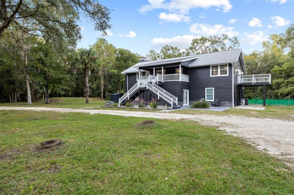 Photo of 11311 NE 40th Street Road, Silver Springs, FL 34488 (MLS # TB8456289)