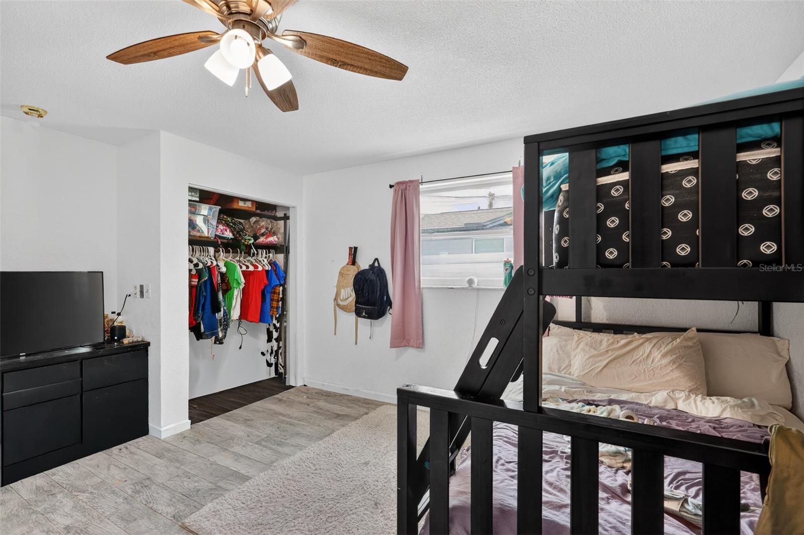 GREENBRIAR EST THIRD ADD - Residential