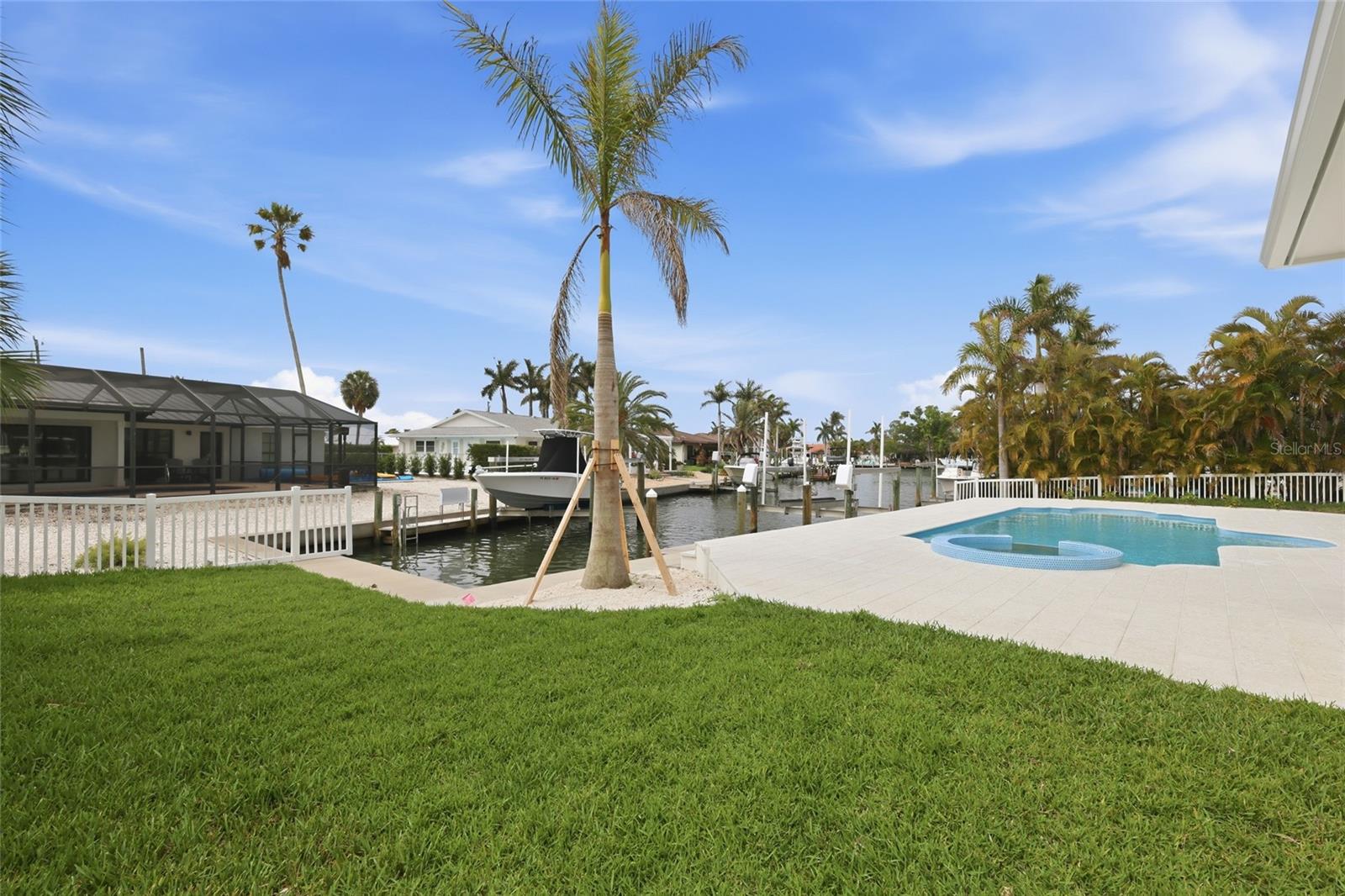 KEY ROYALE 15TH ADD - Residential