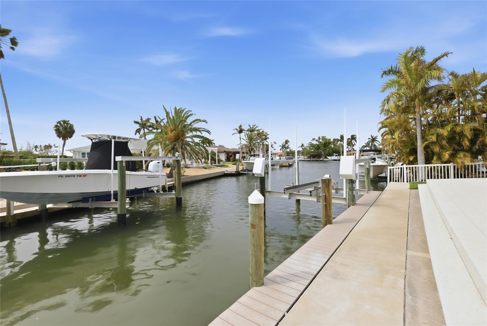 KEY ROYALE 15TH ADD - Residential