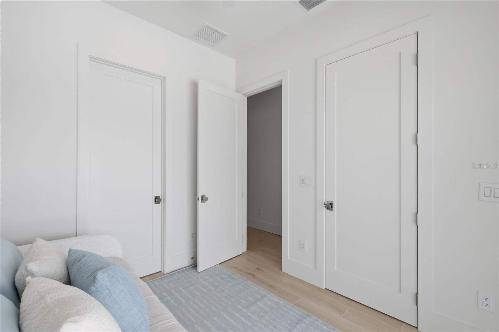 KEY ROYALE 15TH ADD - Residential