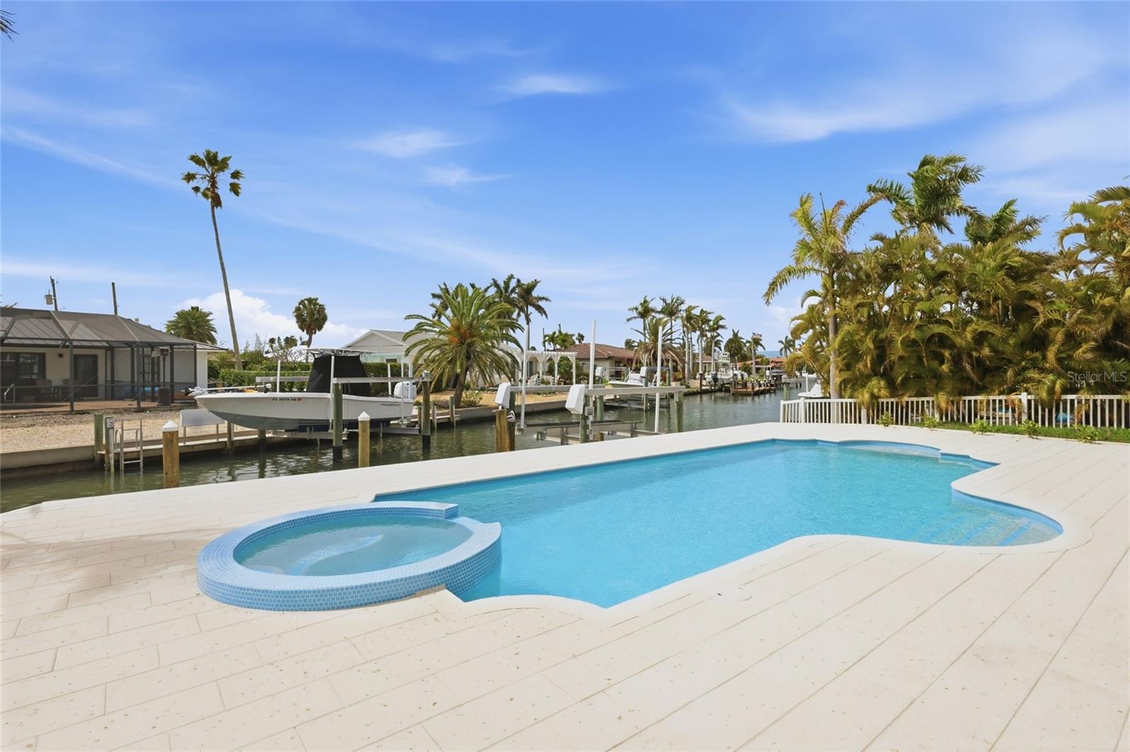 KEY ROYALE 15TH ADD - Residential