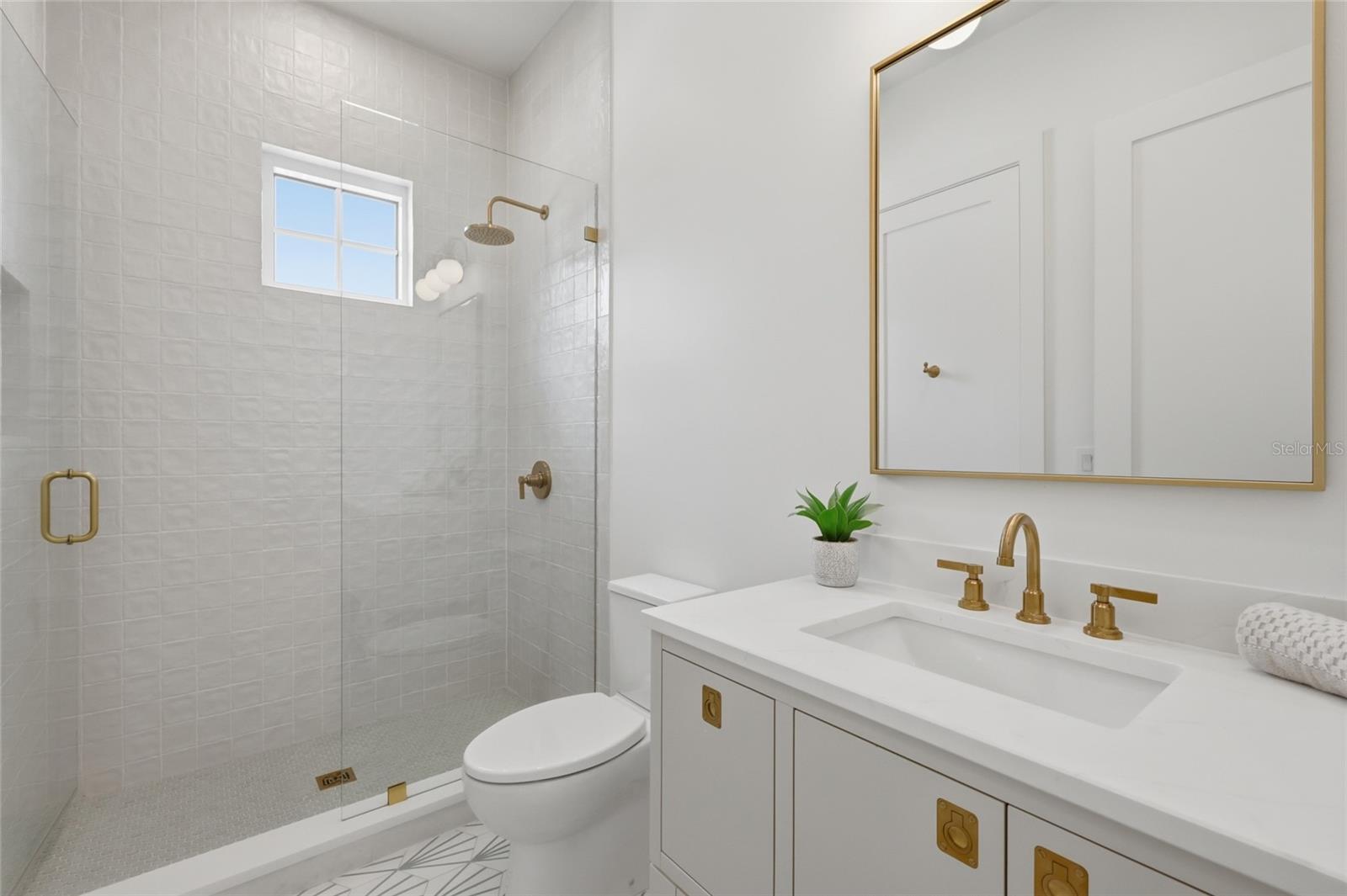 KEY ROYALE 15TH ADD - Residential