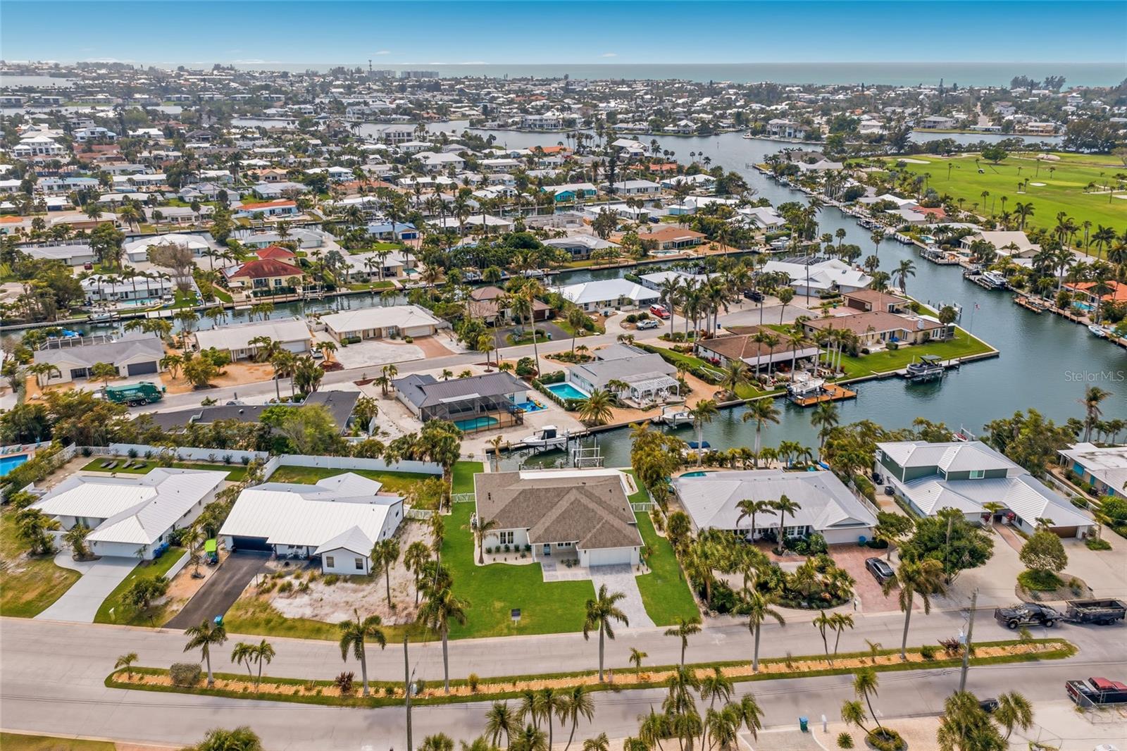 KEY ROYALE 15TH ADD - Residential