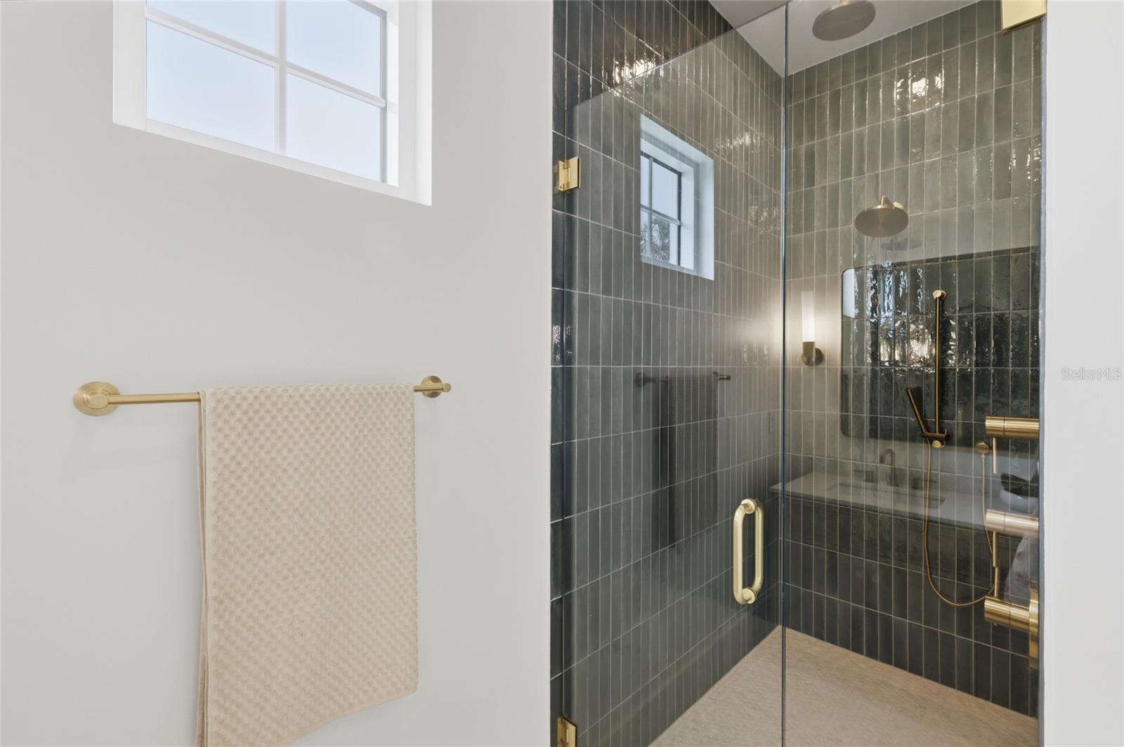 KEY ROYALE 15TH ADD - Residential