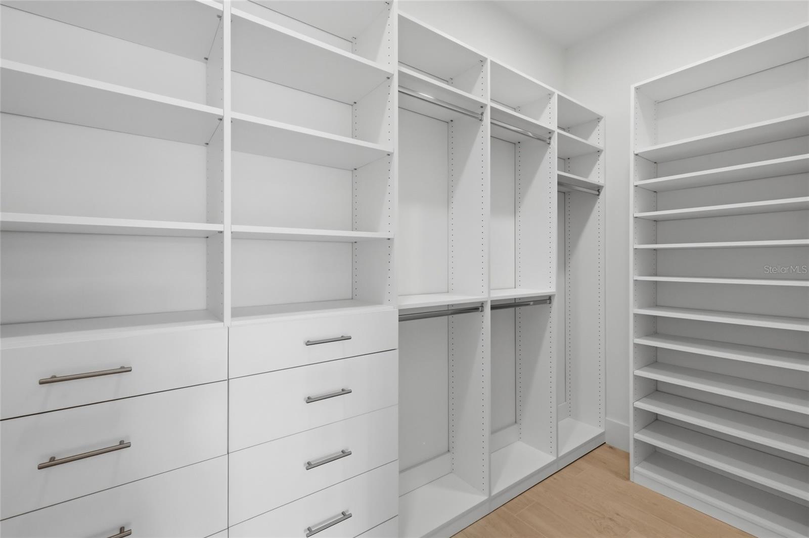 KEY ROYALE 15TH ADD - Residential