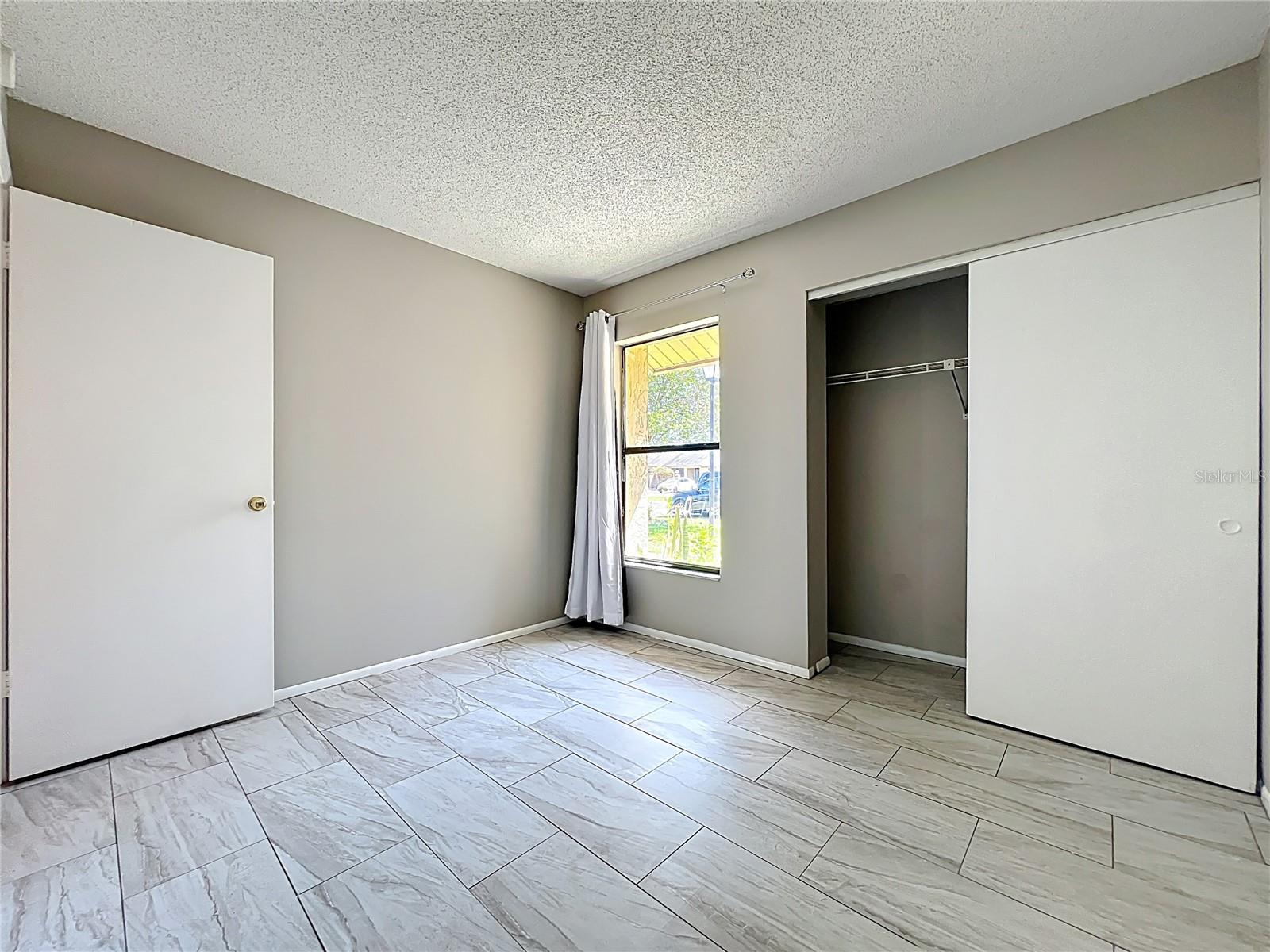 CREEKSIDE VILLAS AT MEADOW WOODS - Residential