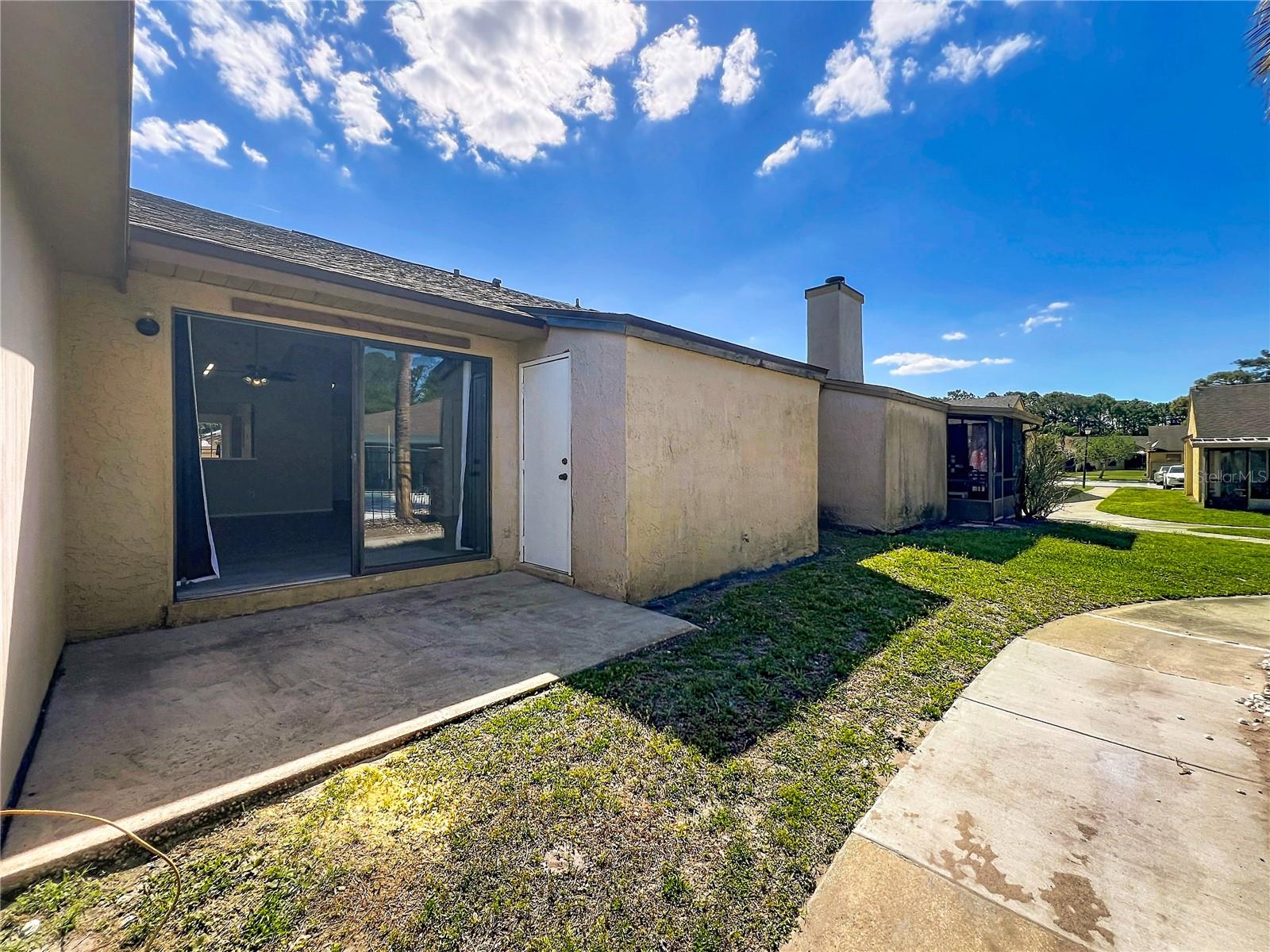 CREEKSIDE VILLAS AT MEADOW WOODS - Residential