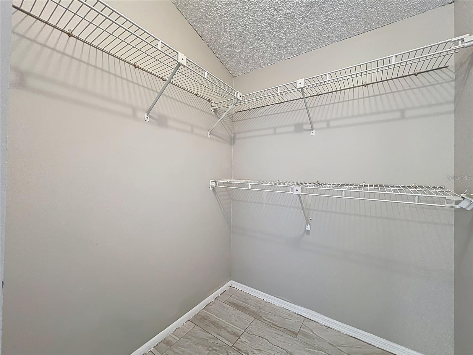 CREEKSIDE VILLAS AT MEADOW WOODS - Residential