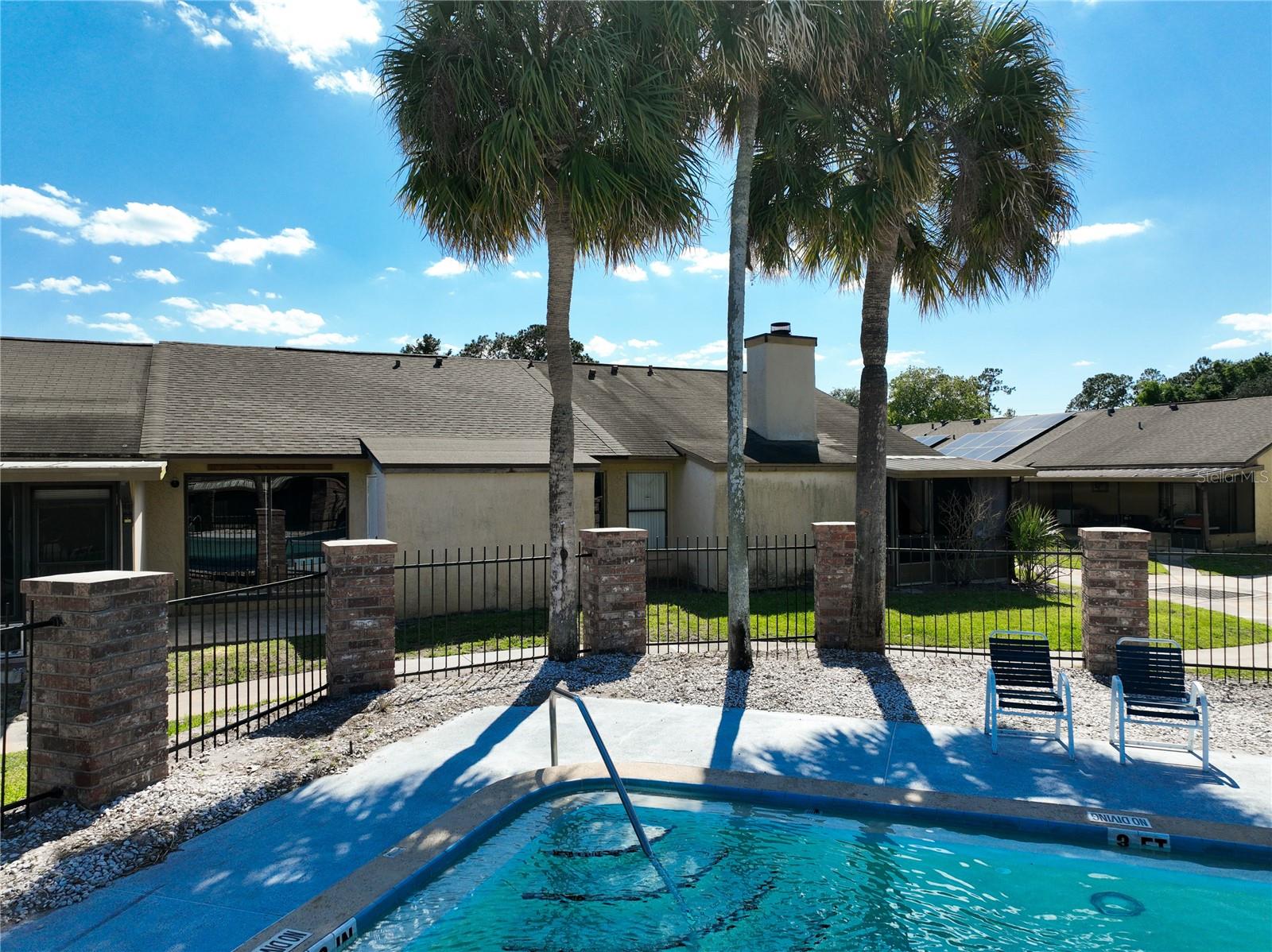 CREEKSIDE VILLAS AT MEADOW WOODS - Residential