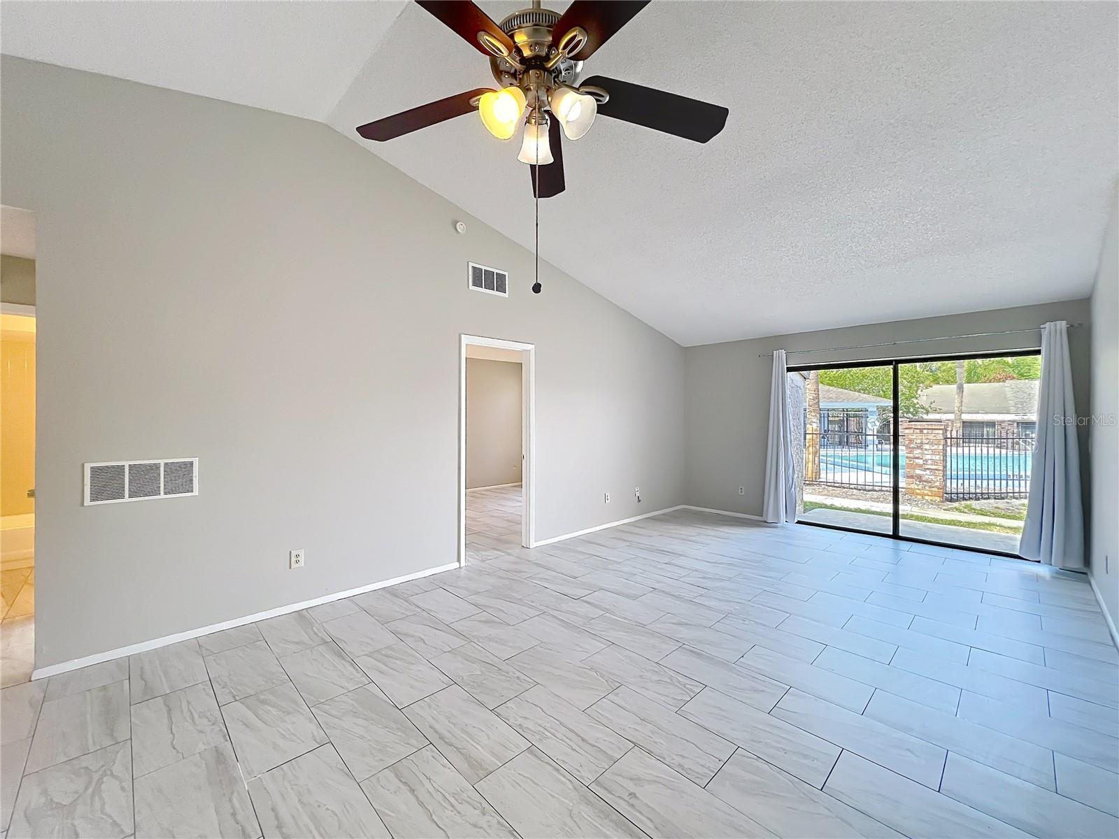 CREEKSIDE VILLAS AT MEADOW WOODS - Residential