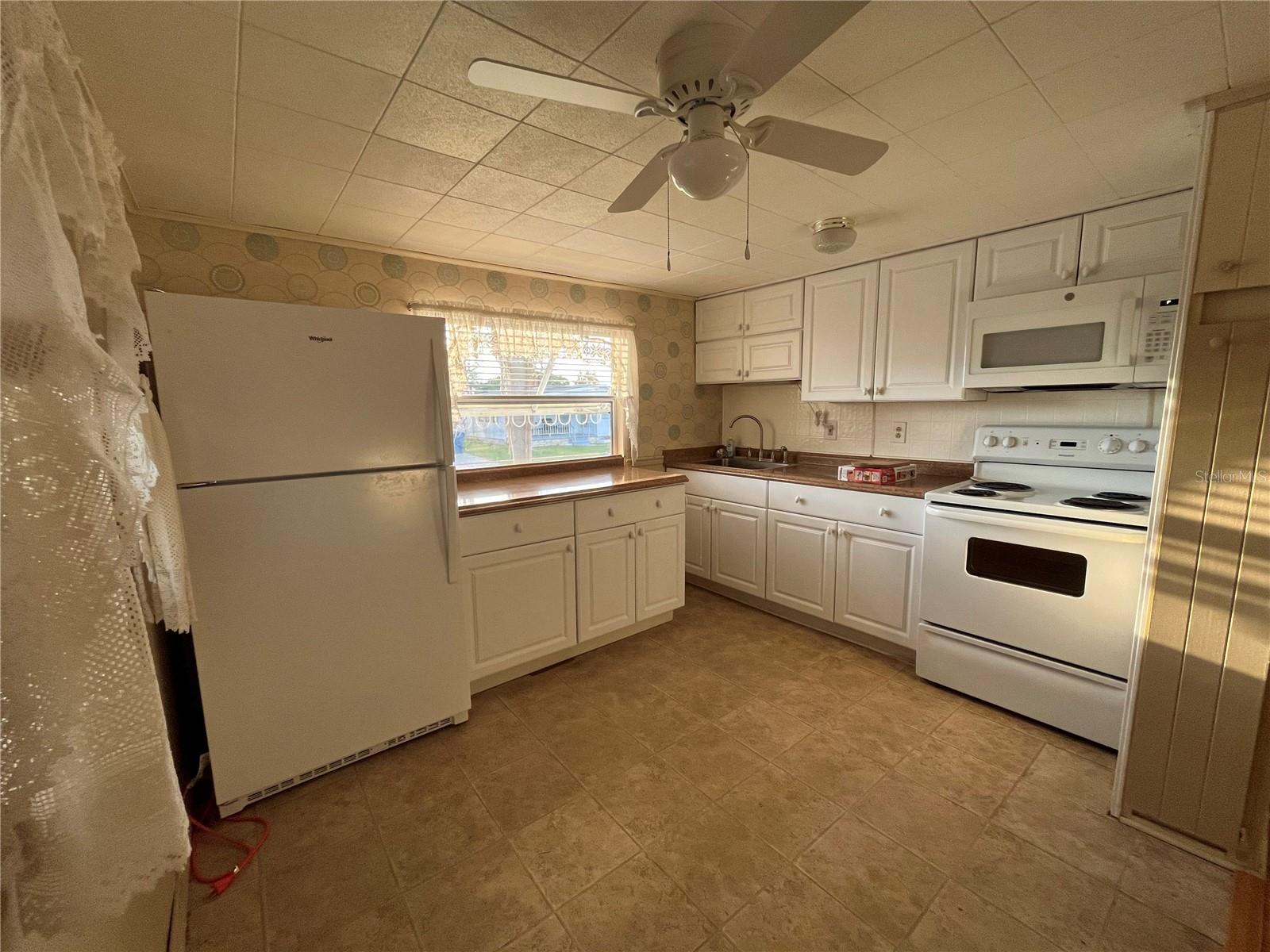 BONITA VILLAGE - Residential Lease