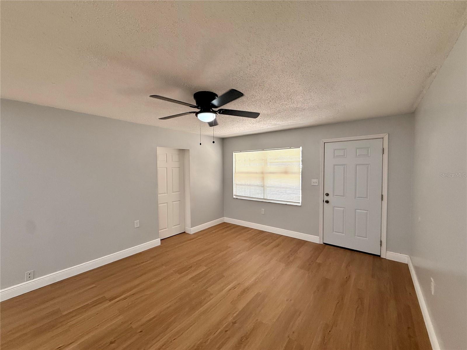 GOLDEN ESTATES - Residential