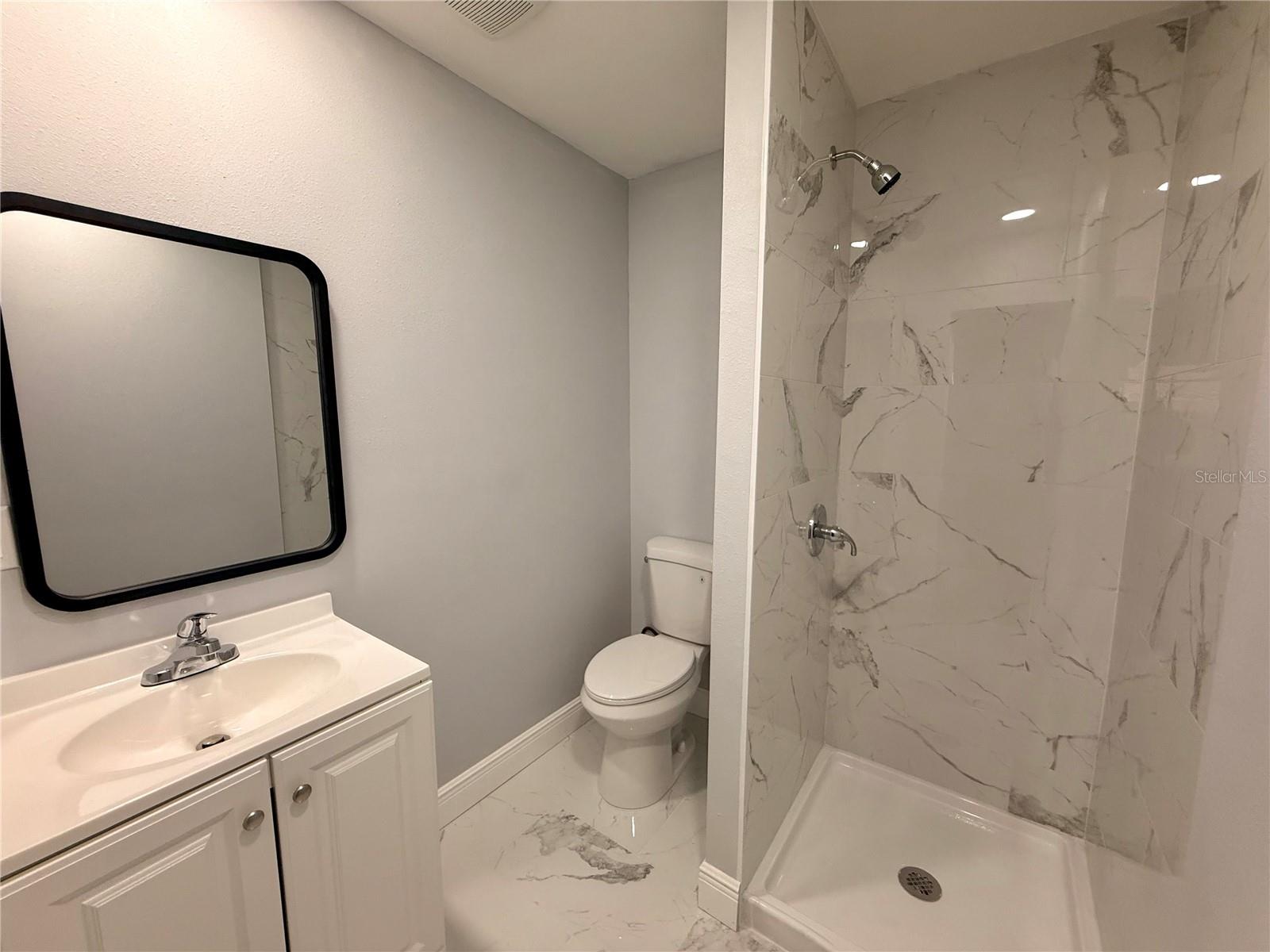 GOLDEN ESTATES - Residential