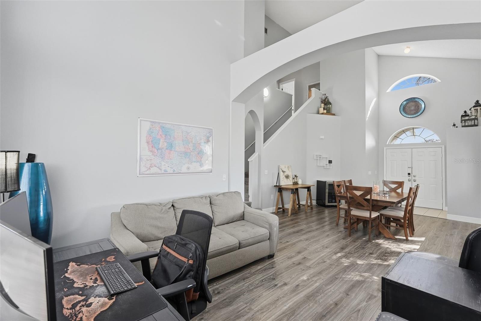 EASTLAKE OAKS - Residential