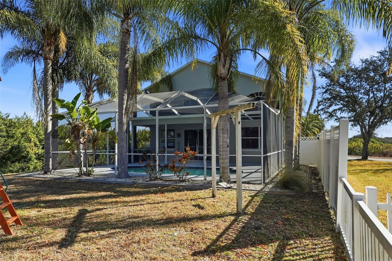 EASTLAKE OAKS - Residential