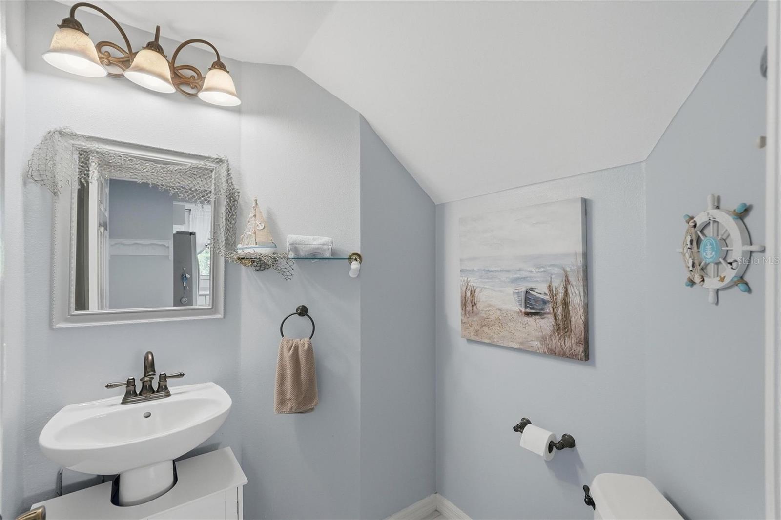 EASTLAKE OAKS - Residential