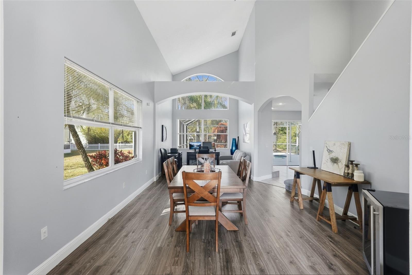 EASTLAKE OAKS - Residential