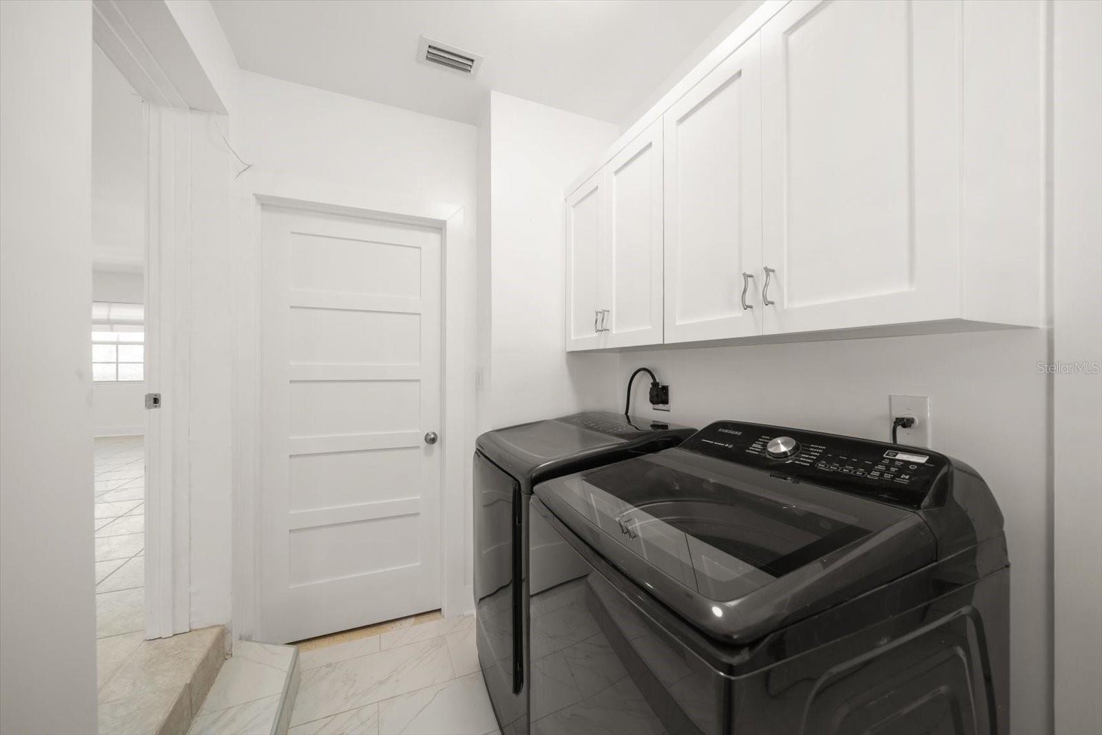 CARLOUEL SUB - Residential