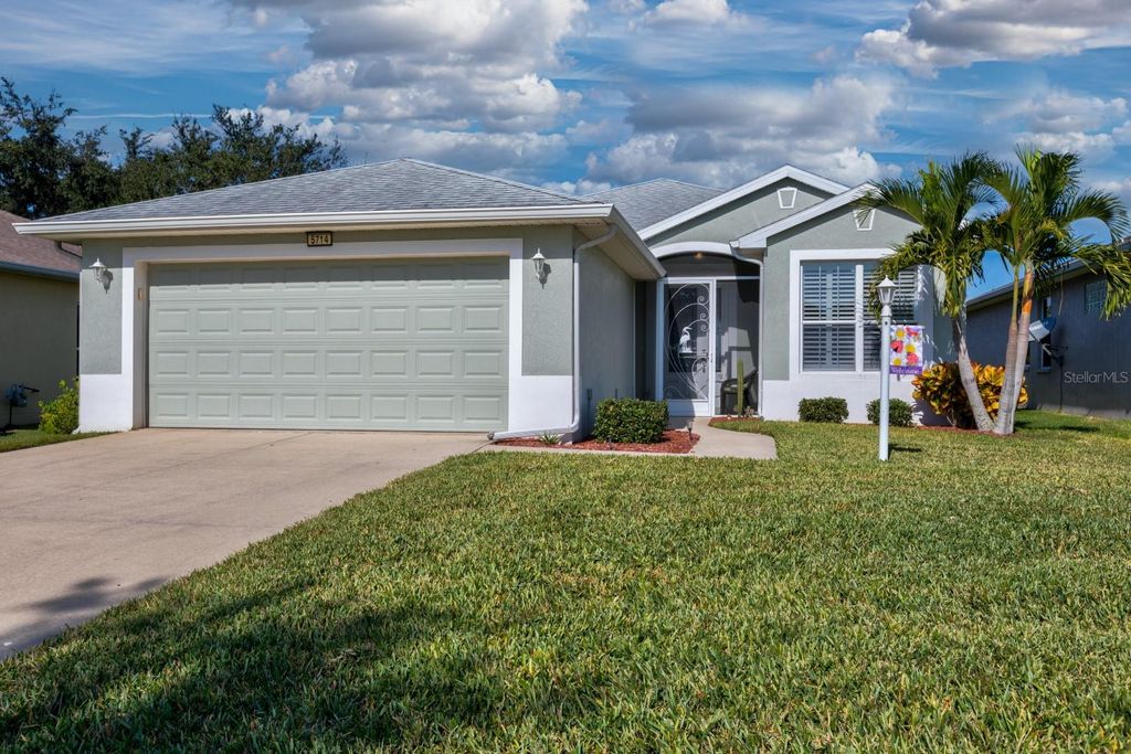 Photo of 5714 Celebration Way, Leesburg, FL 34748 (MLS # G5104778)