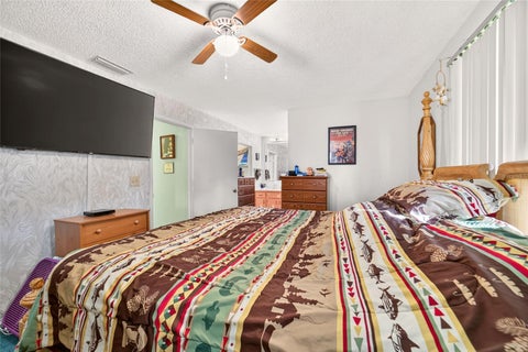 Tiny photo for 10895 SW 90th Ct, Ocala, FL 34481 (MLS # OM734479)