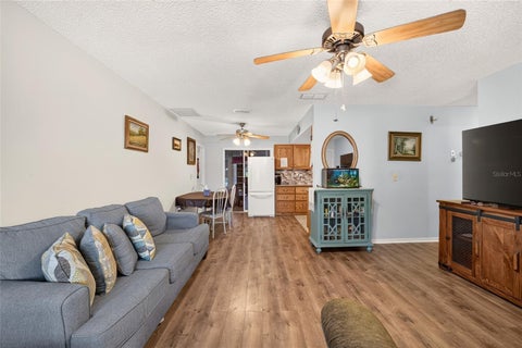 Tiny photo for 10895 SW 90th Ct, Ocala, FL 34481 (MLS # OM734479)