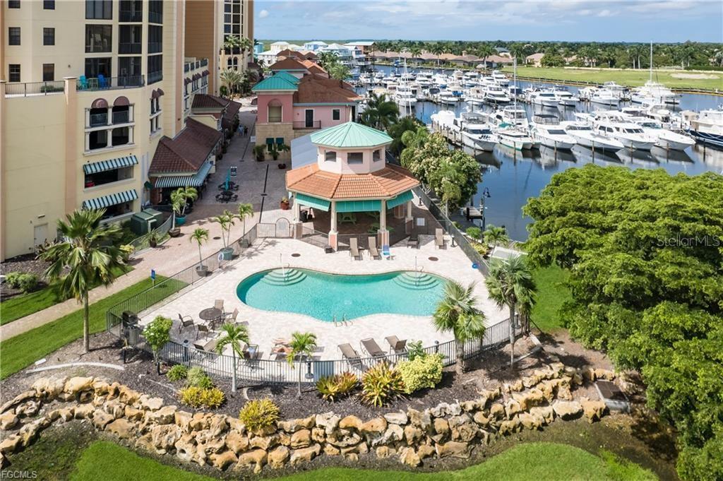 COACH HOMES AT CAPE HARBOUR - Residential