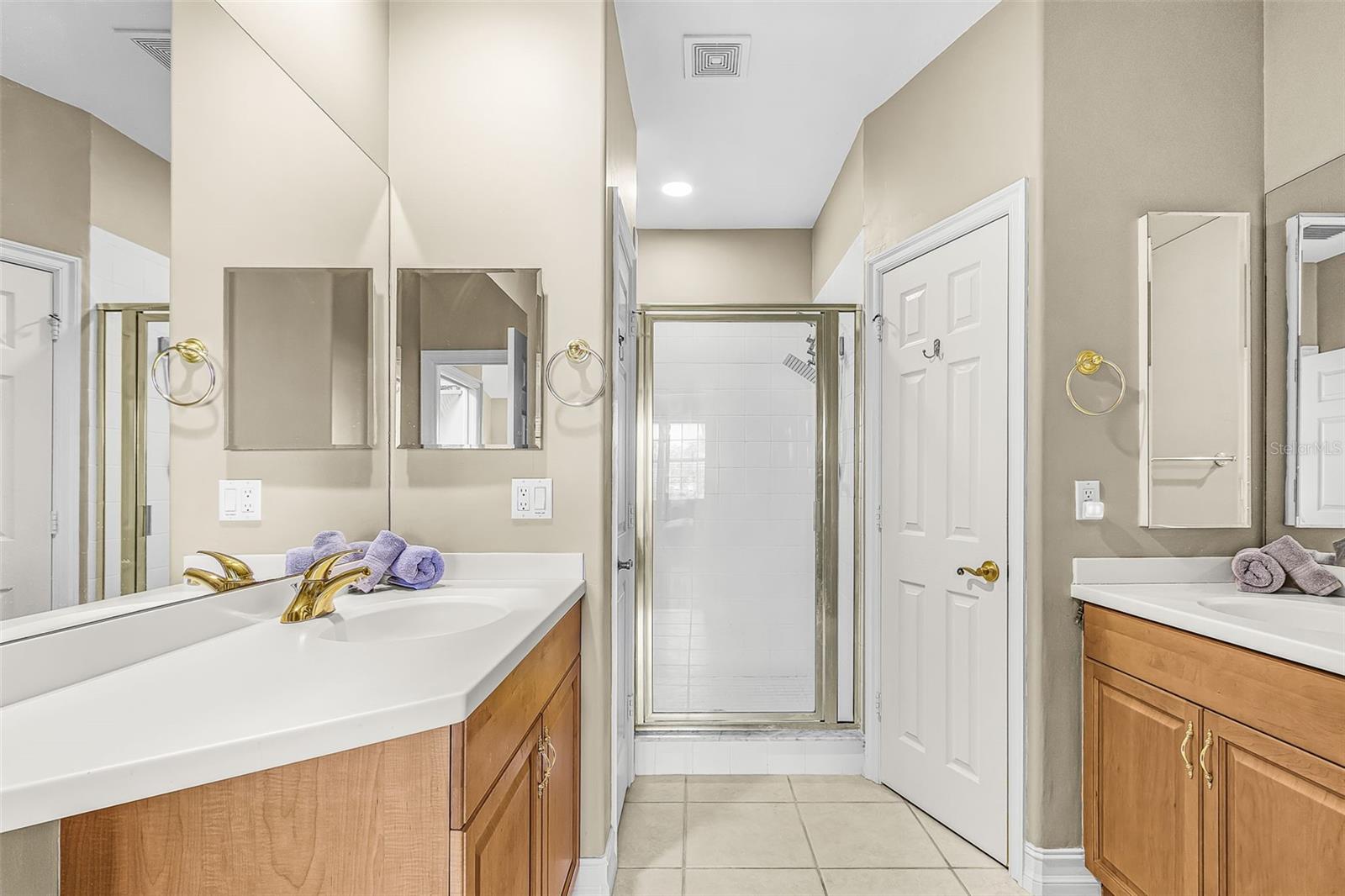 COACH HOMES AT CAPE HARBOUR - Residential