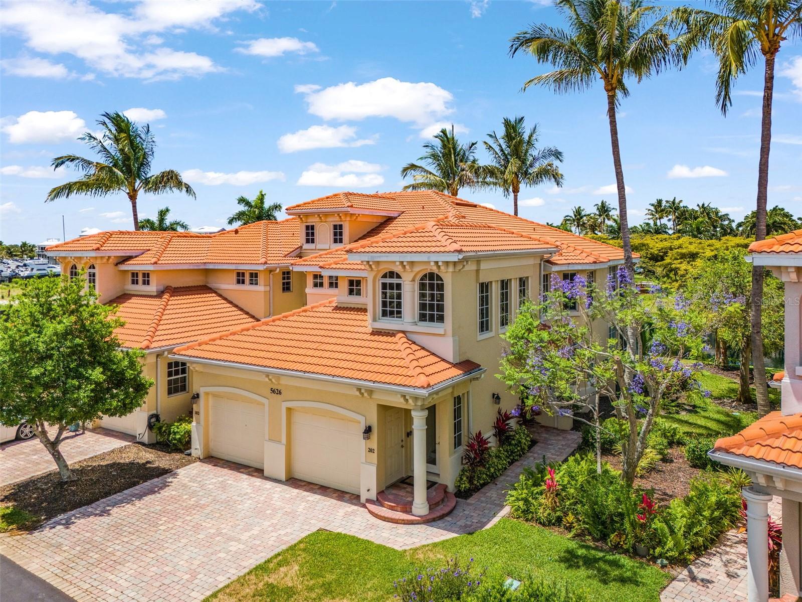 COACH HOMES AT CAPE HARBOUR - Residential