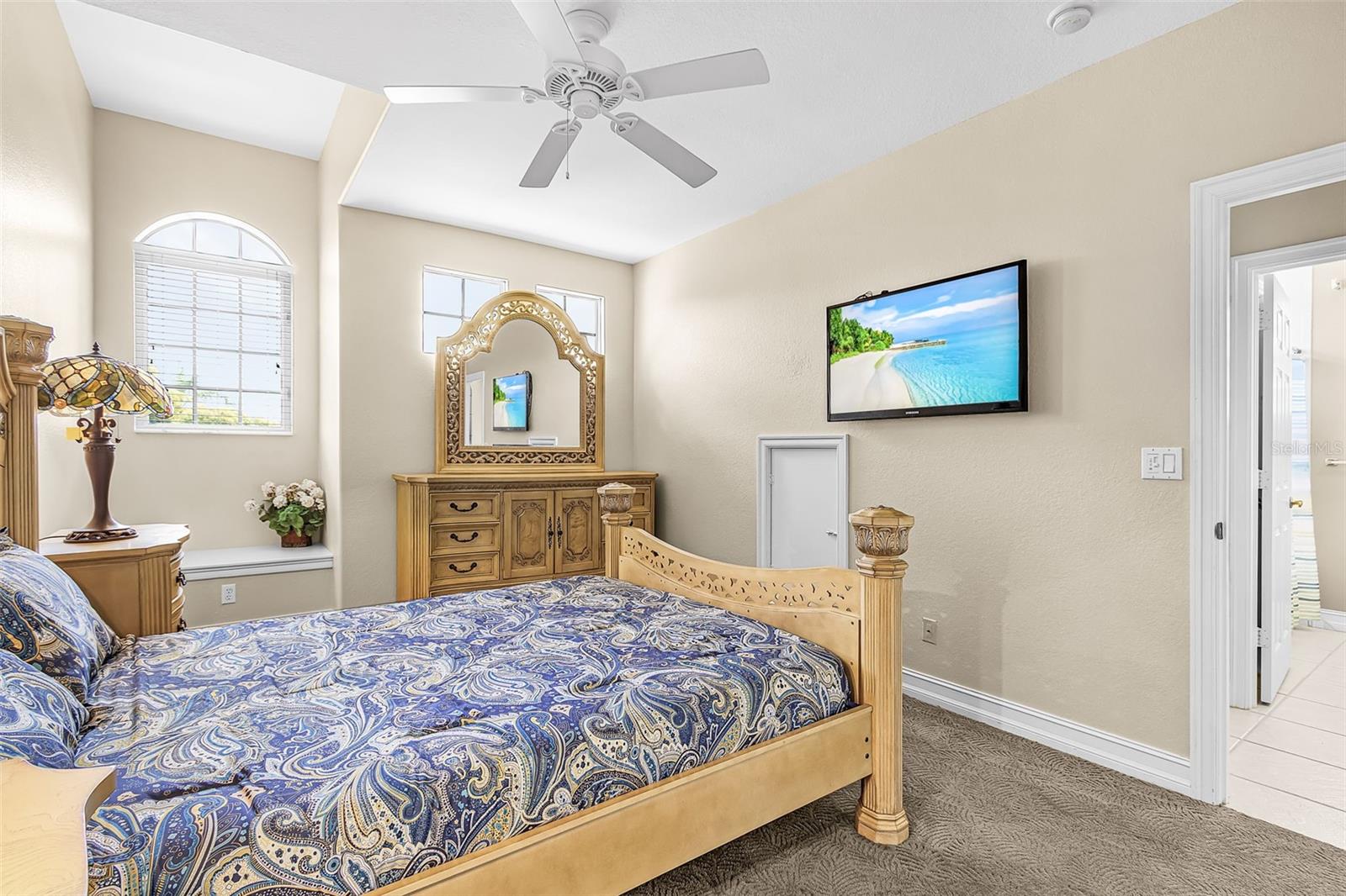 COACH HOMES AT CAPE HARBOUR - Residential