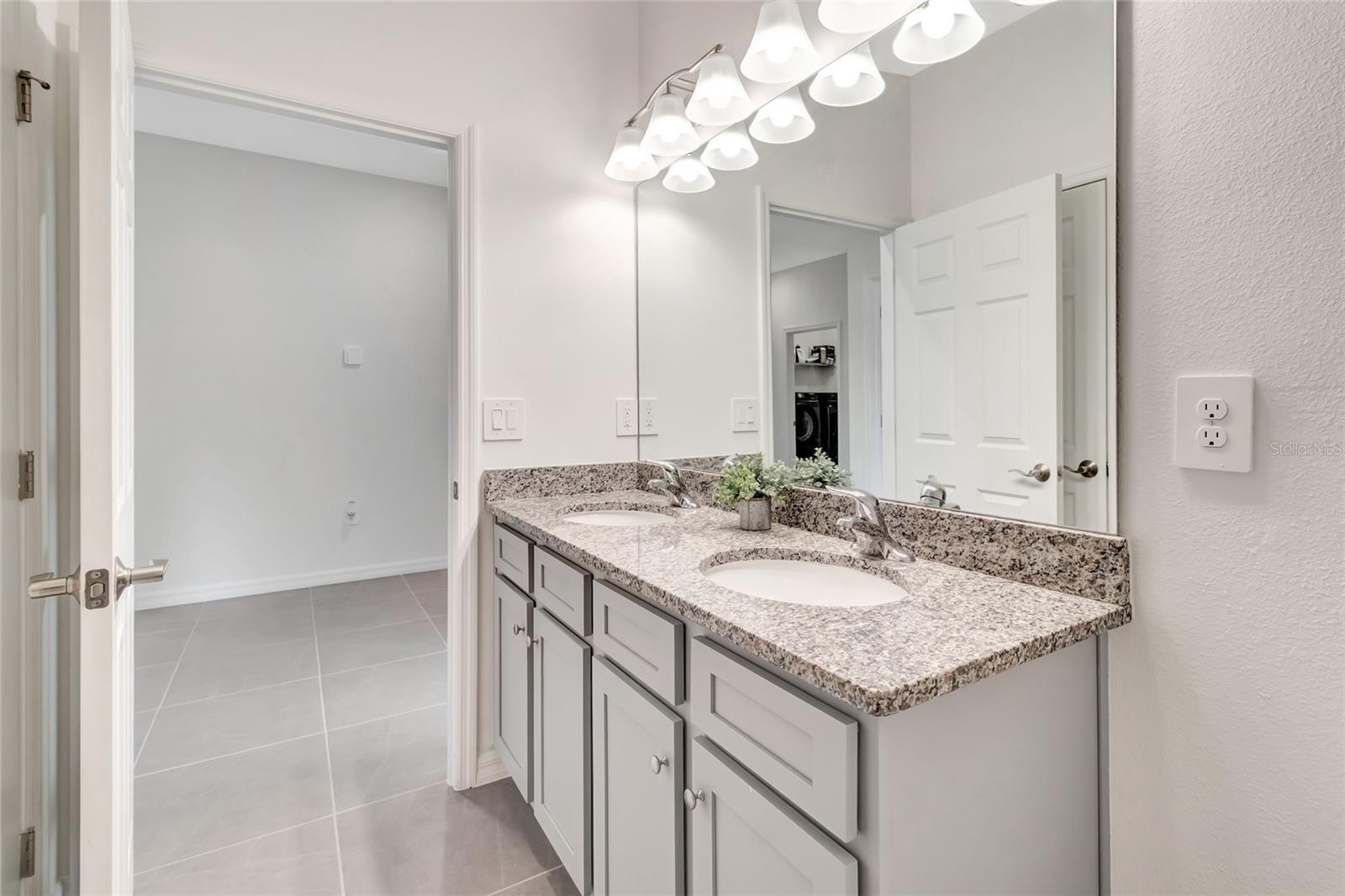 MAYHILL - Residential