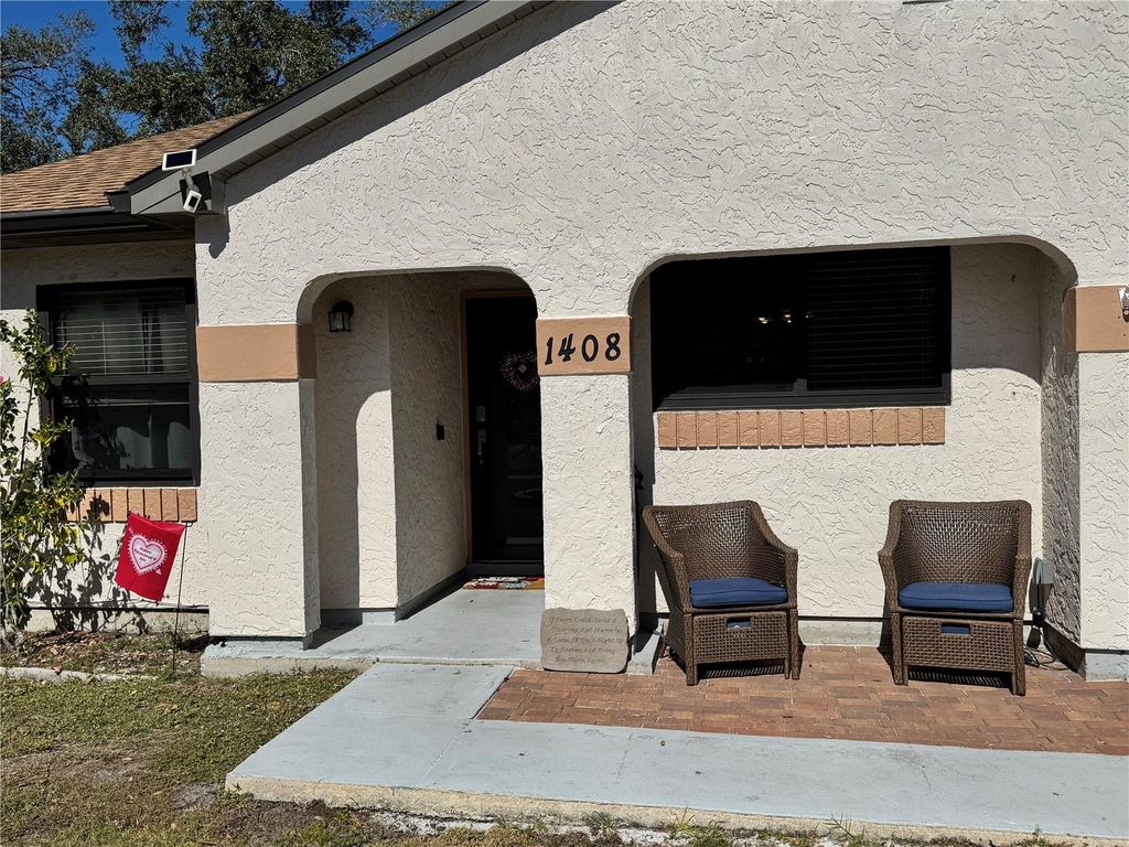 Photo of 1408 W Corktree Circle, Port Charlotte, FL 33952 (MLS # C7521382)