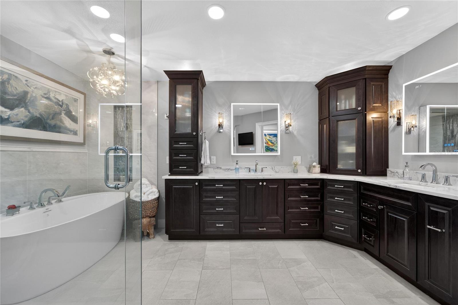 AVILA TWNHMS - Residential