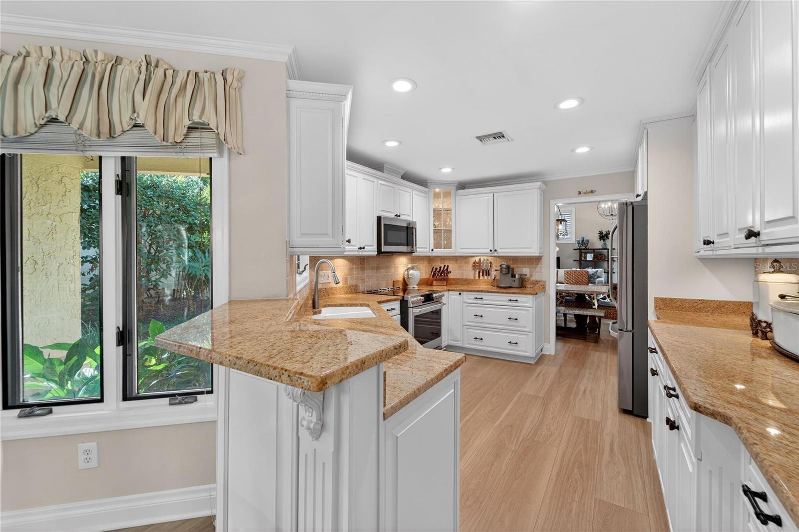 AVILA TWNHMS - Residential