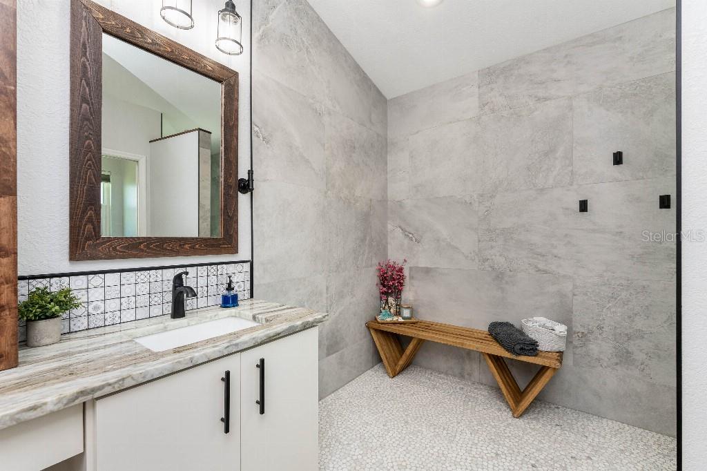 ROTONDA WEST RPB 000 0000 0770 - Residential