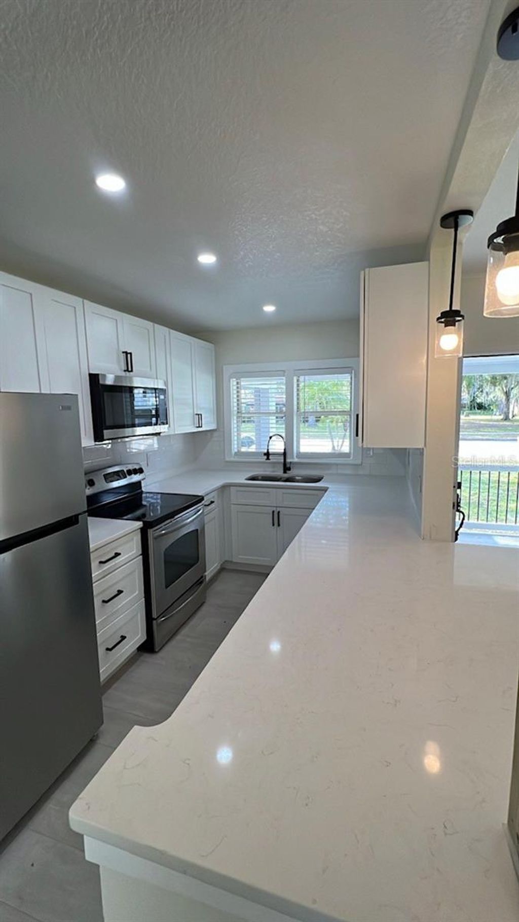 Photo of 715 S Clyde Avenue, Kissimmee, FL 34741 (MLS # S5148437)