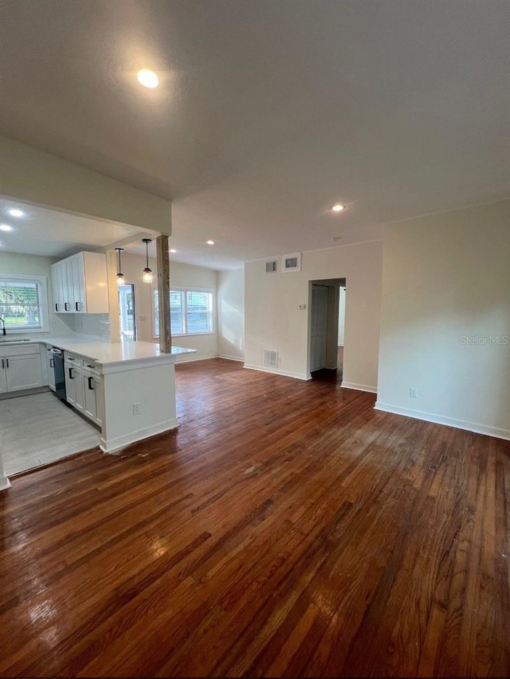 Photo of 715 S Clyde Avenue, Kissimmee, FL 34741 (MLS # S5148437)