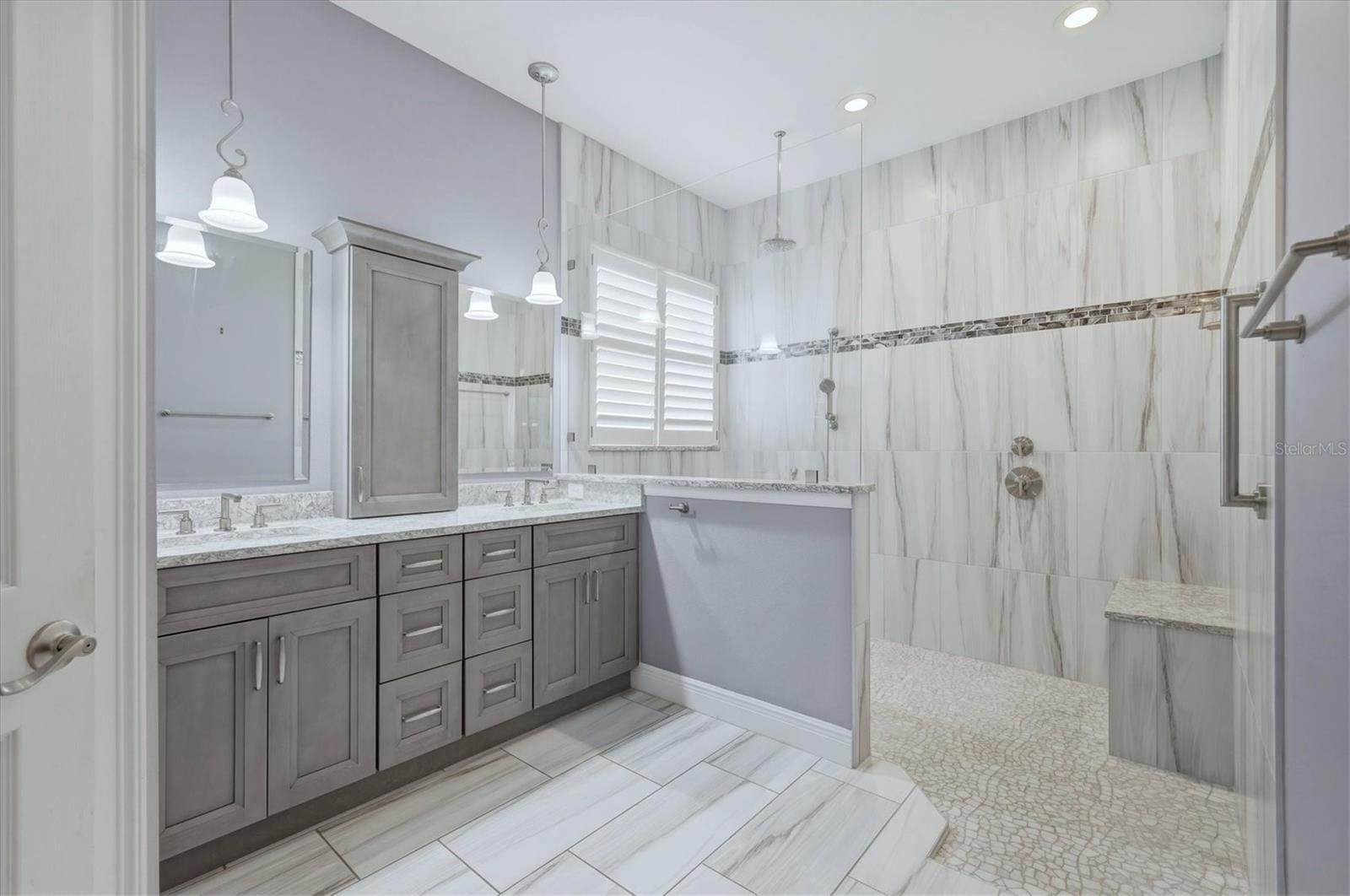 VENETIA PH 2 - Residential