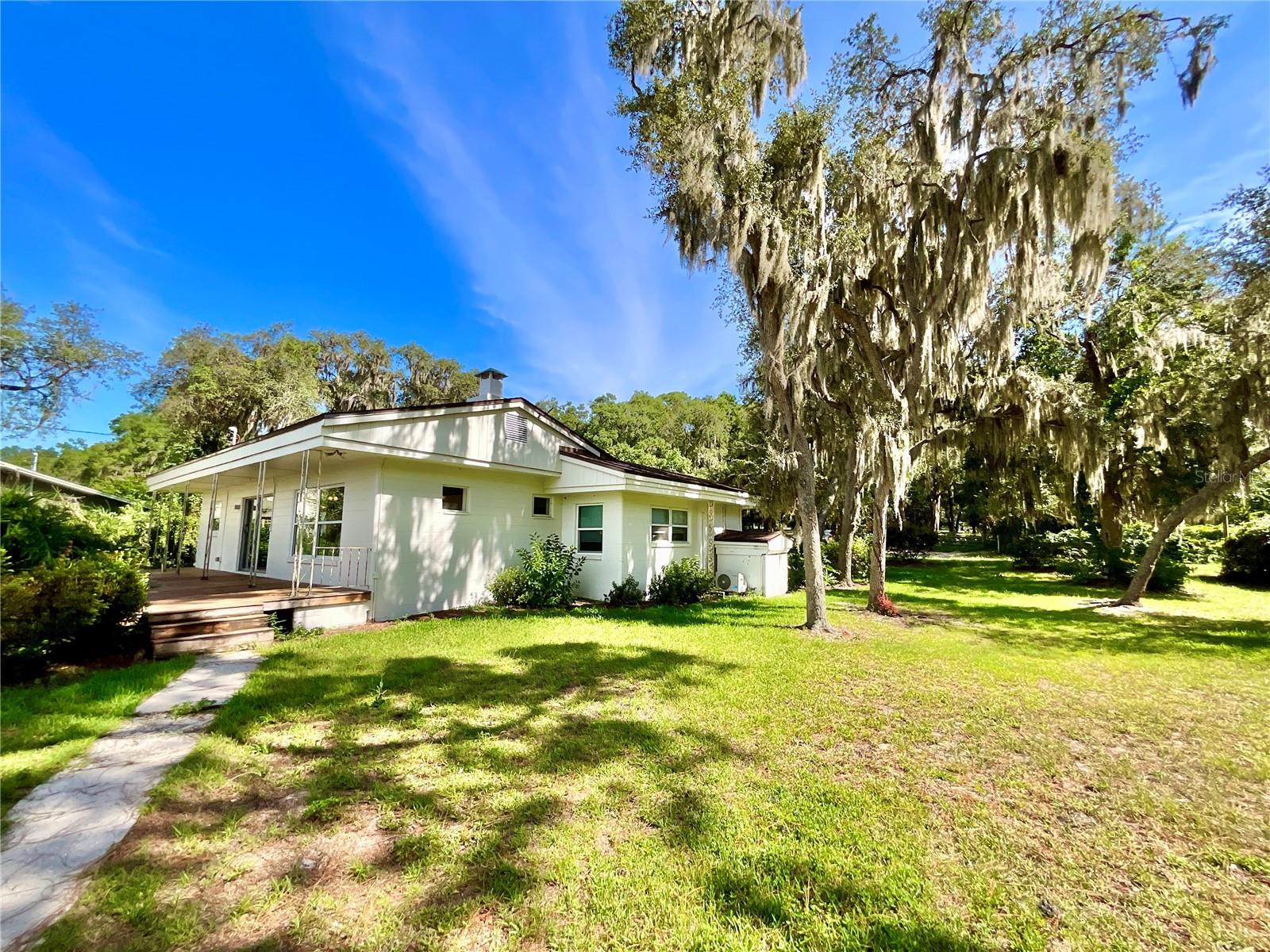 LAKE MCMEEKIN - Residential