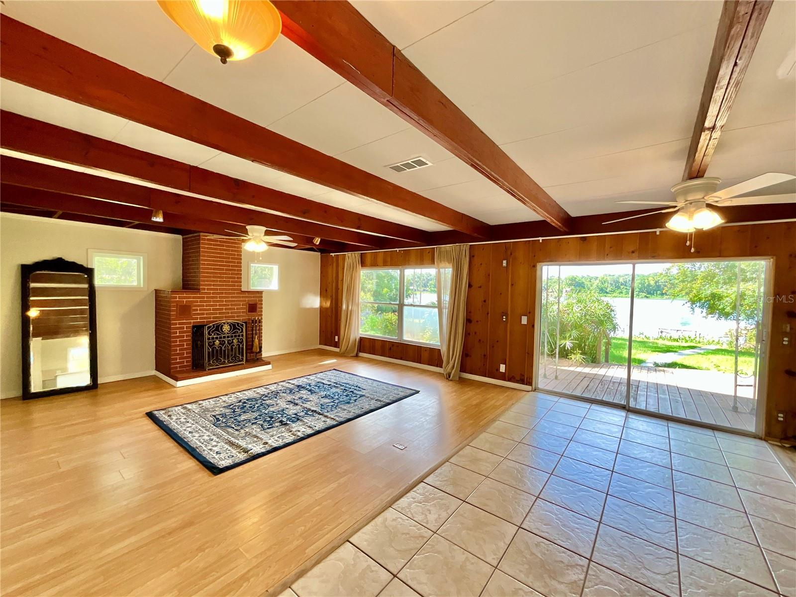 LAKE MCMEEKIN - Residential