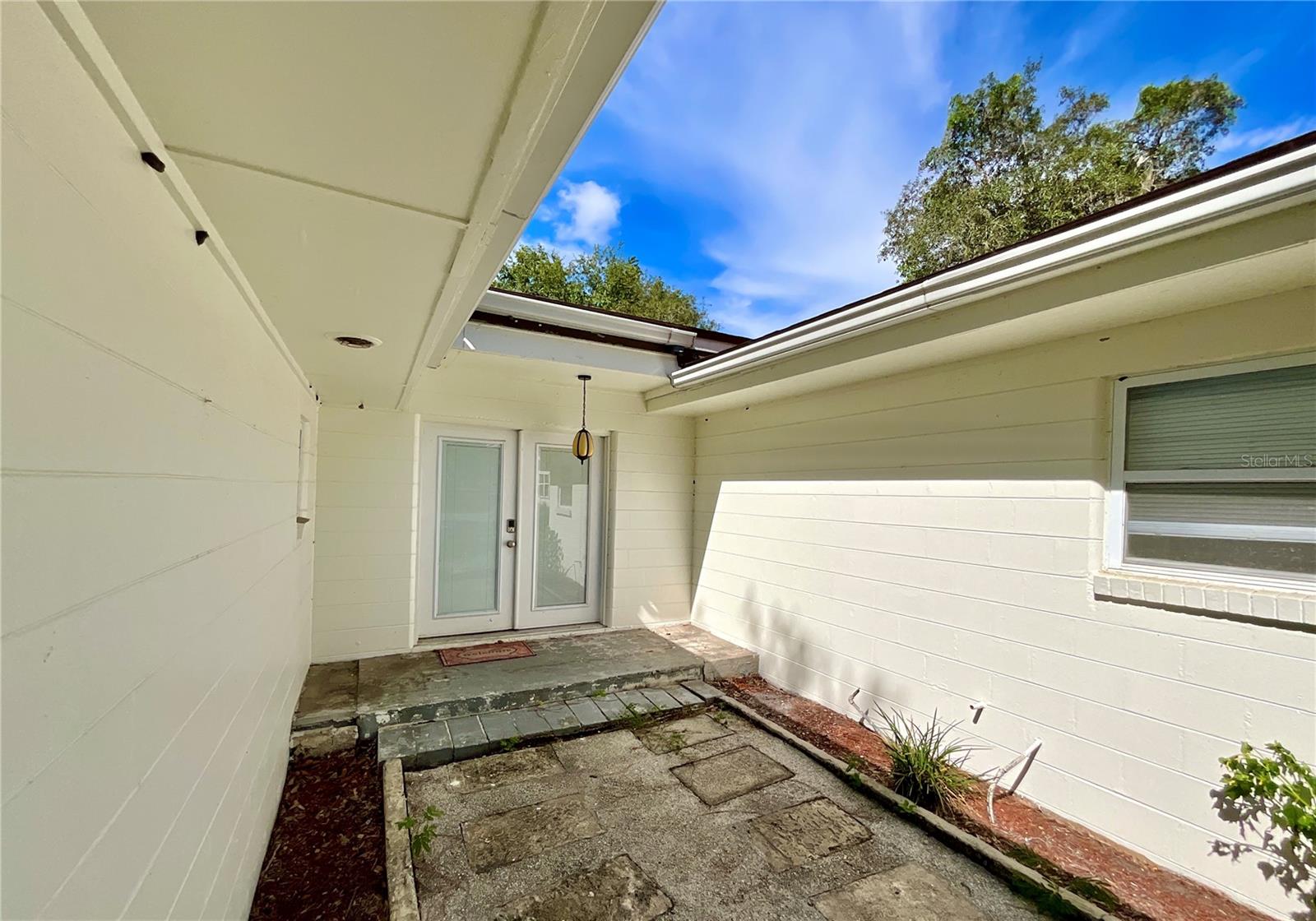 LAKE MCMEEKIN - Residential