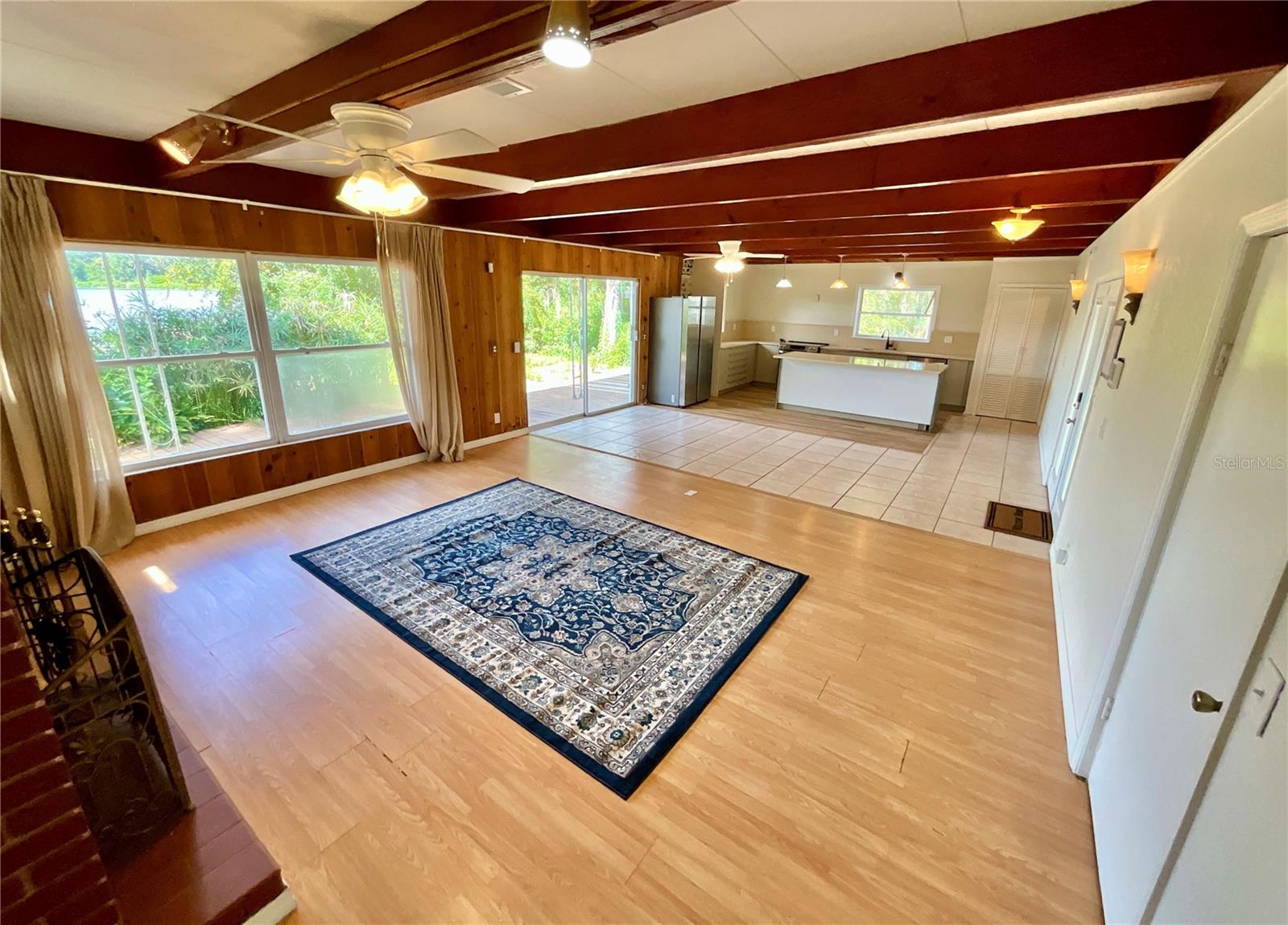 LAKE MCMEEKIN - Residential