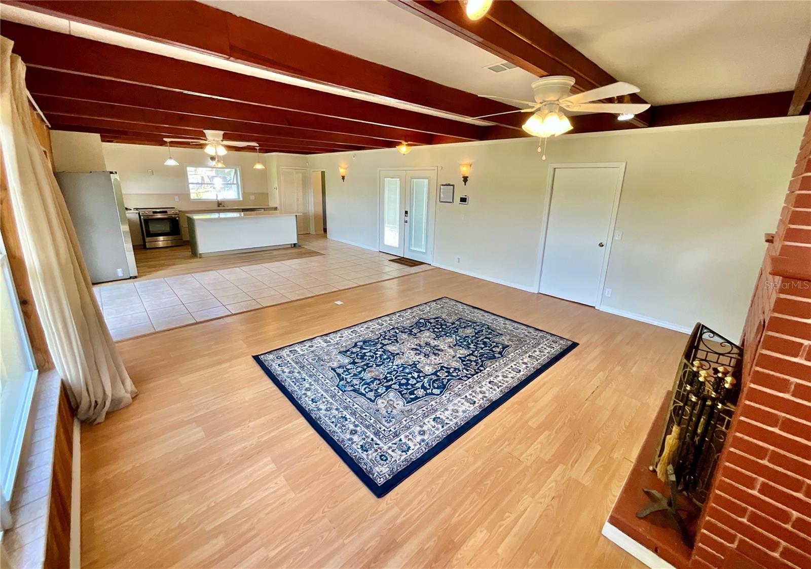 LAKE MCMEEKIN - Residential