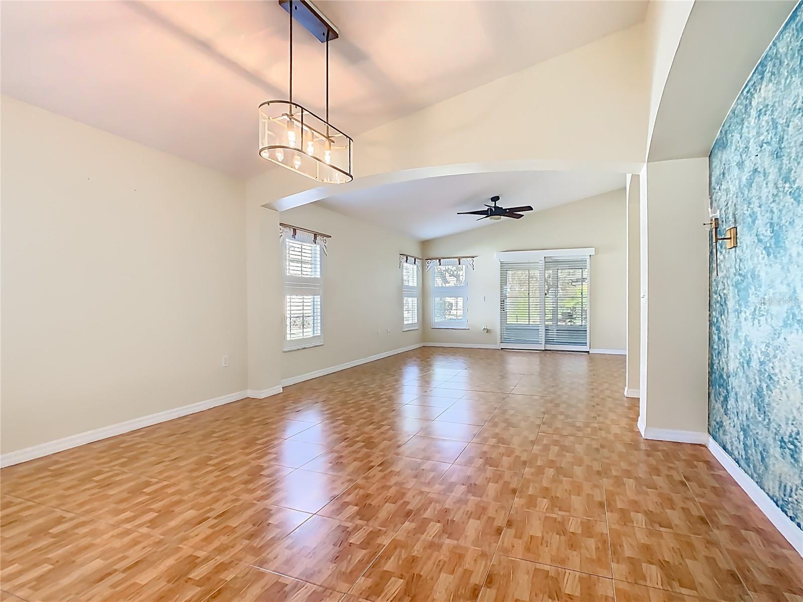 205 BELL TOWER CROSSING WEST