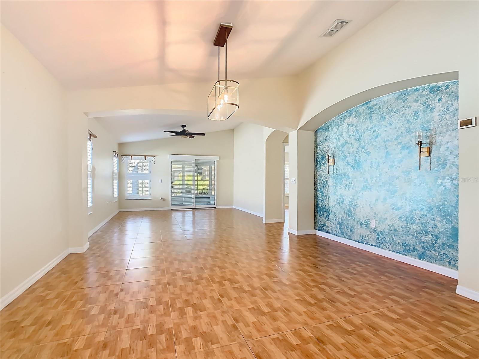 205 BELL TOWER CROSSING WEST