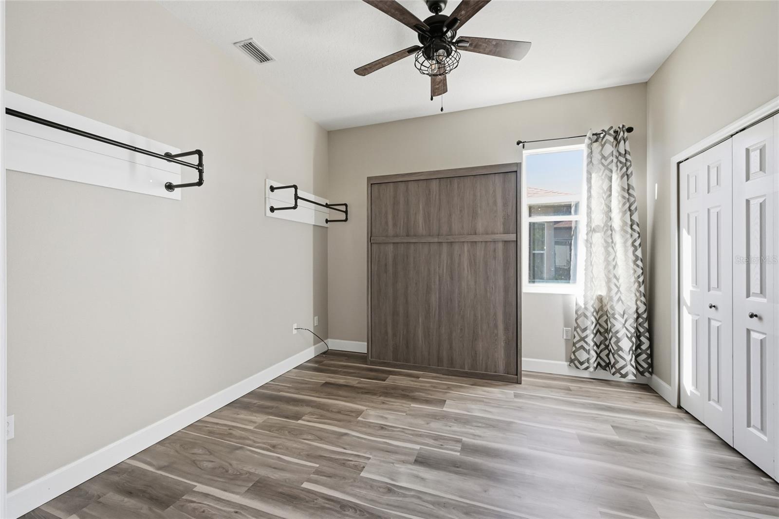 PLANTERS MANOR AT GREENFIELD PLNT III-A - Residential