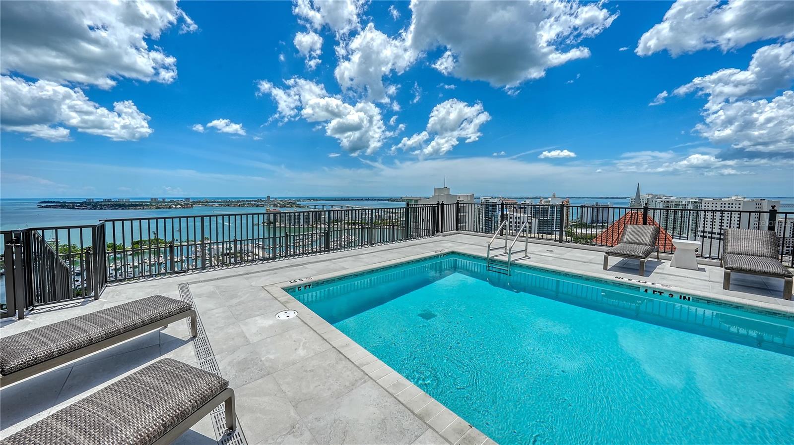 DEMARCAY - Residential