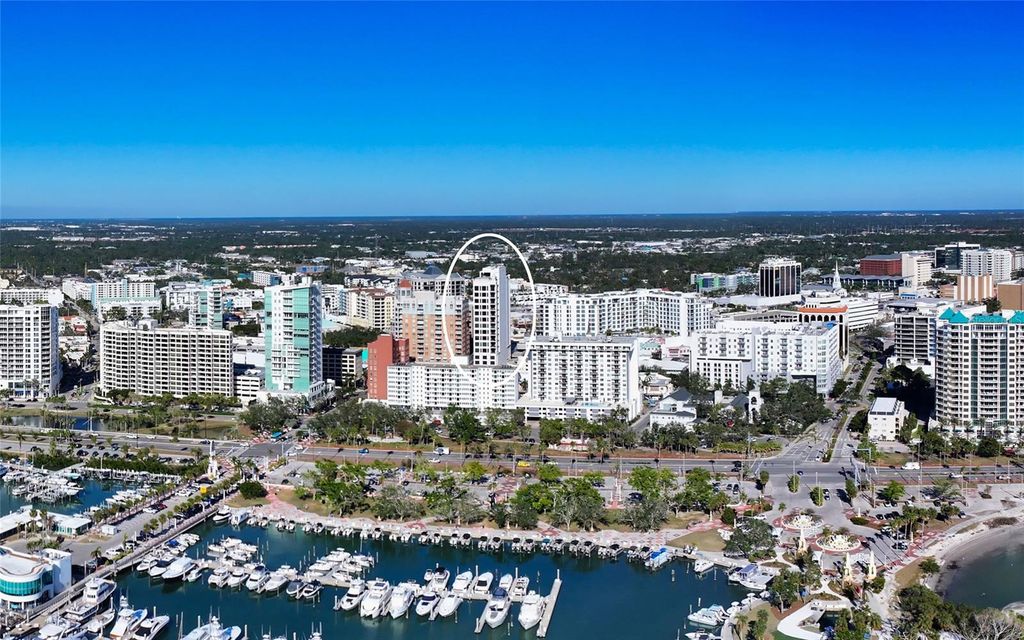 Photo of 33 S Palm Avenue #1601, Sarasota, FL 34236 (MLS # A4659041)