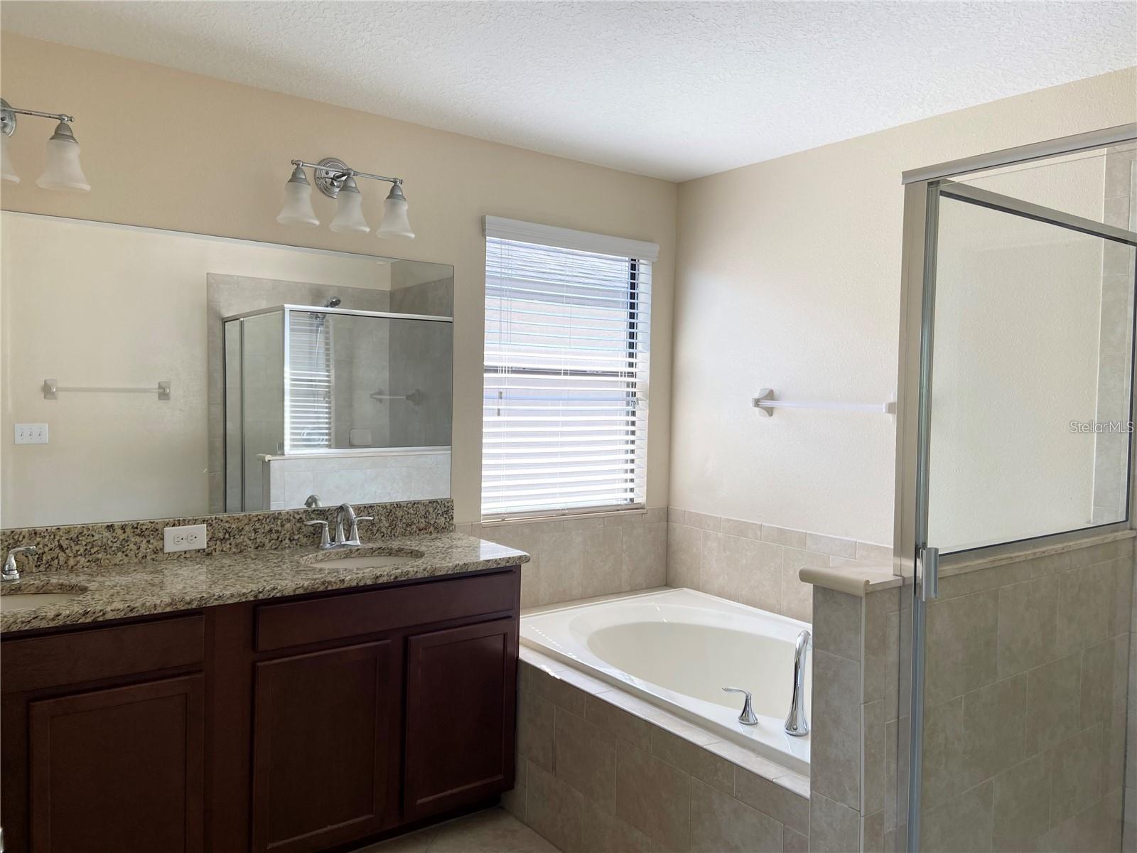 BRANDON POINTE PH 4 PRCL - Residential Lease